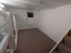 Photo 5- click for photo gallery